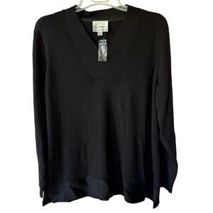 Línea by Louis Dell Olio Size 1X V Neck pullover black sweater